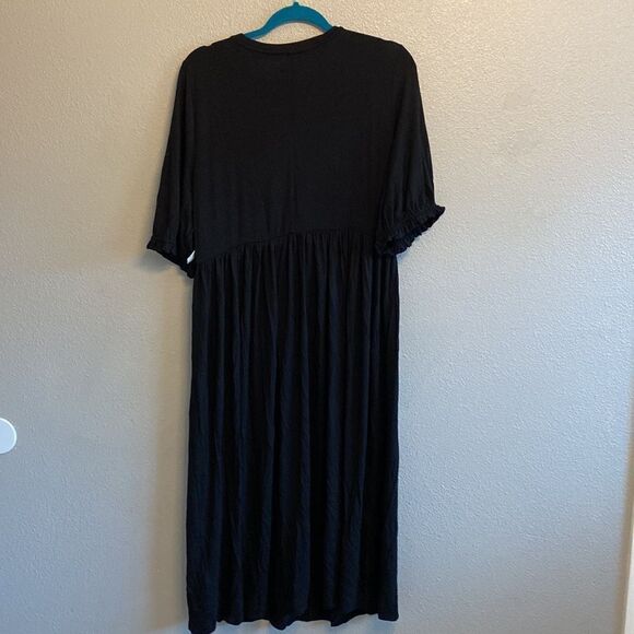 NWT- Amazon Essentials- Black midi casual dress- Size 1X - Picture 6 of 7